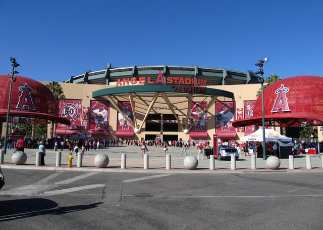 los-angeles-angels-of-anaheim-at-angel-stadium_1